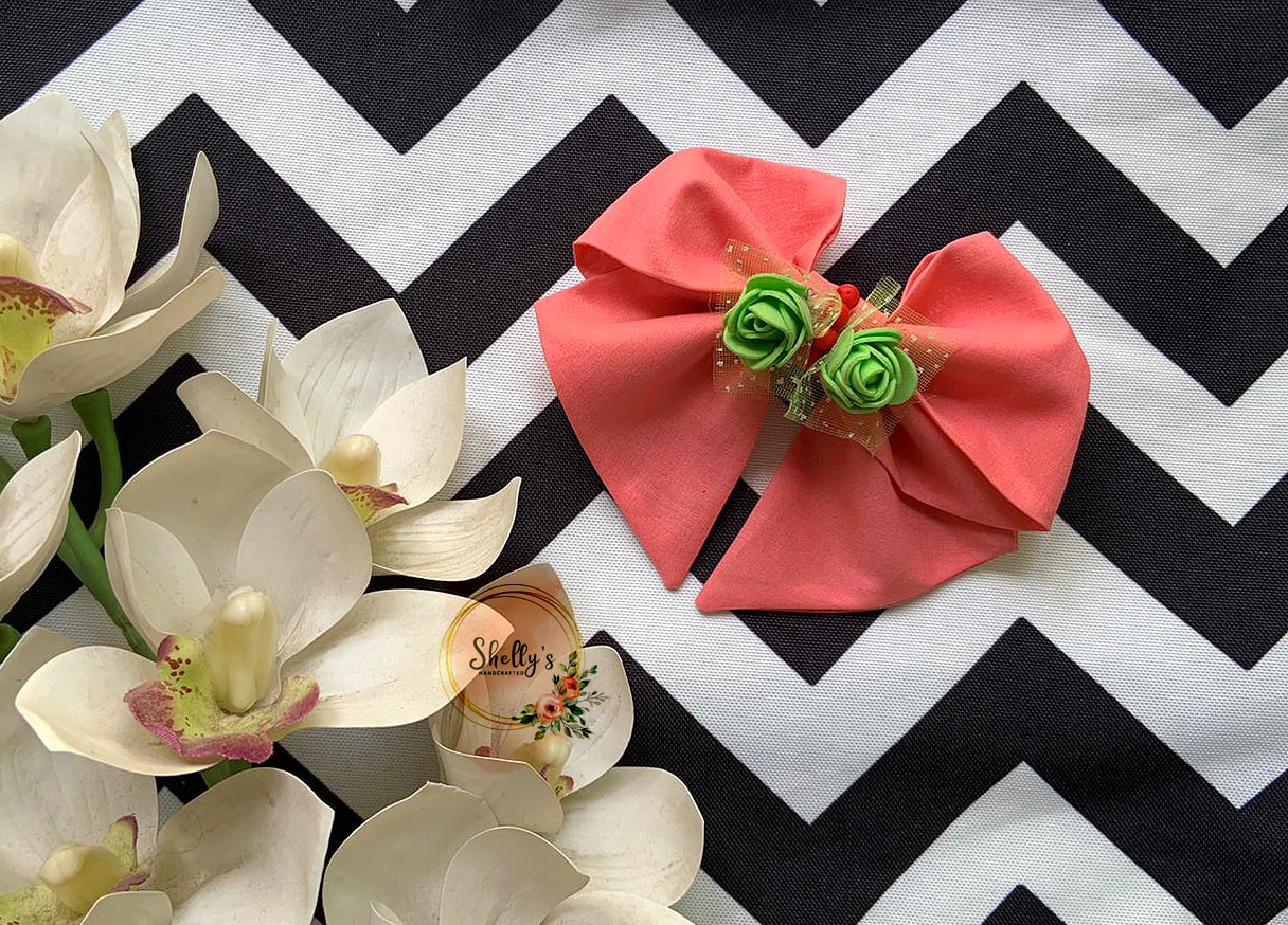 Handcrafted Bow Hairclip 